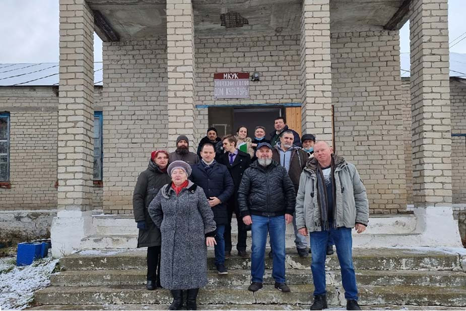 Собрание с жителями деревни Жизлово