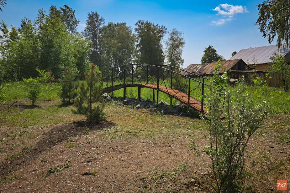 Ulus residents built the town park all by themselves. Photo 7x7