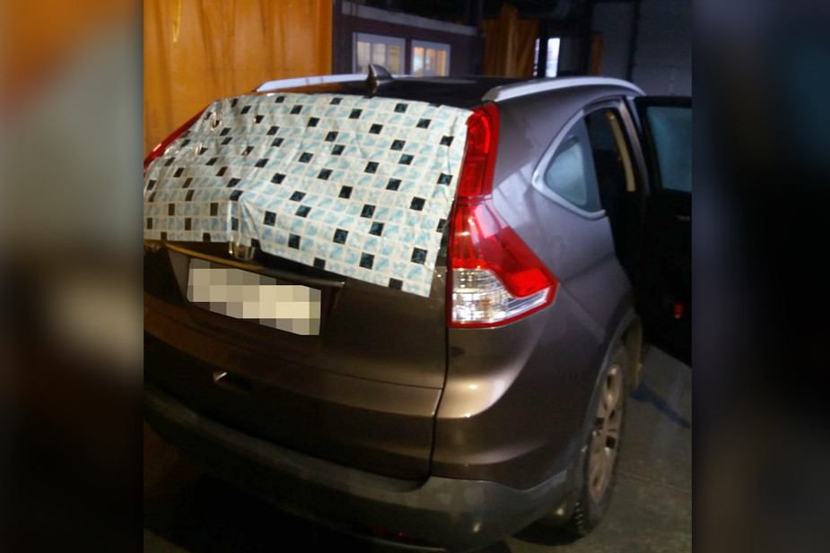 Поврежденный автомобиль Елены Стригиной