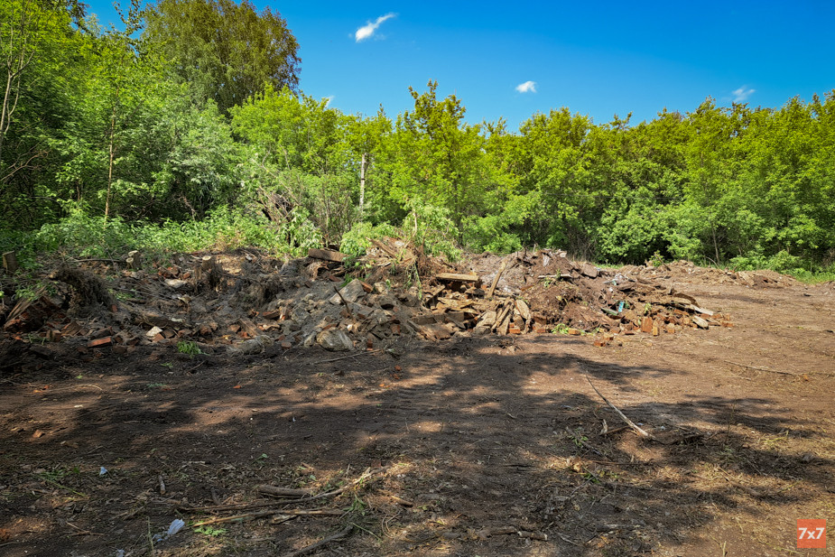 Все, что осталось от здания местной школы