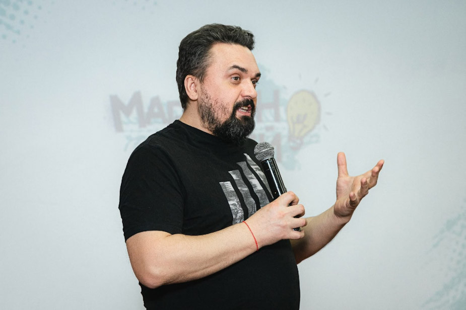 Курский общественник Олег Погожих