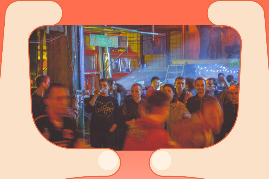 Вечеринка Aktrue в здании заброшенного бассейна