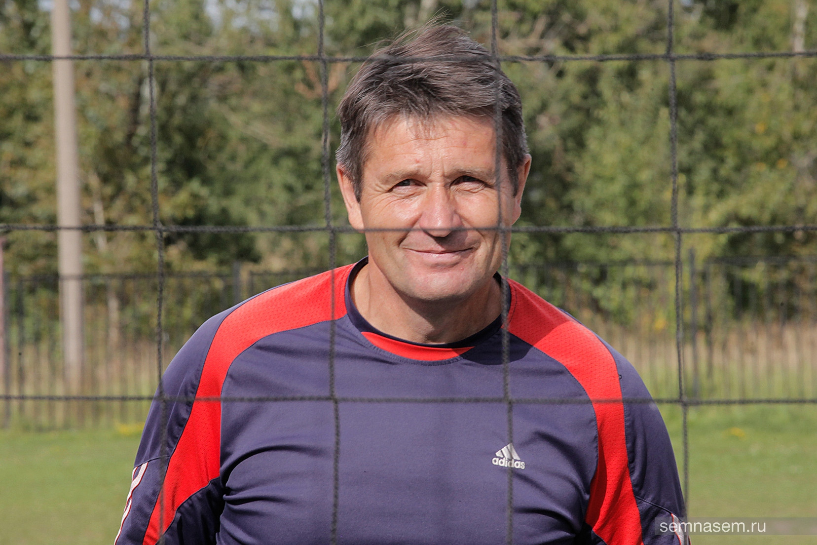 Тренер Игорь Долженков 