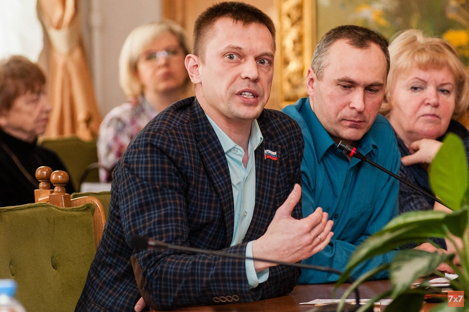 Руководитель фракции СР в гордуме Александр Соколов