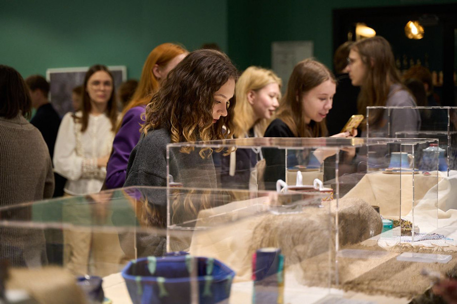 Выставка «Ремесло как язык» в «Револьт-Центре» в Сыктывкаре, 18 марта 2024 года. Фото: «Револьт-Центр» / Telegram