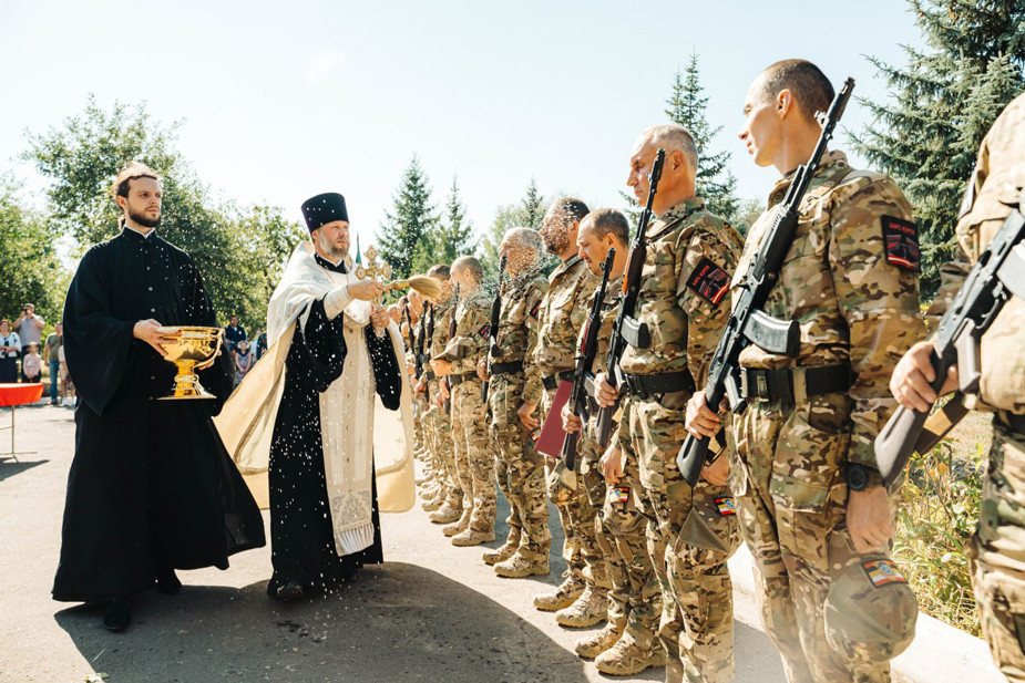 Военная присяга отряда «БАРС-Курск», 15 сентября 2024 года. Фото: телеграм-канал Алексея Смирнова