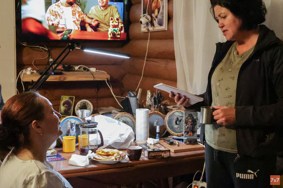 Варвара читает стихи Ирины