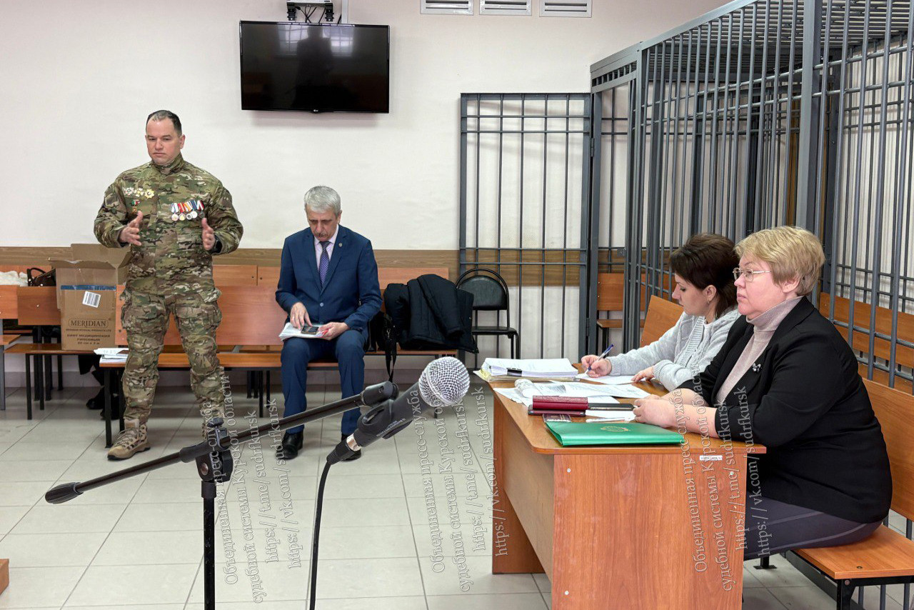 Роман Алехин на заседании Промышленного районного суда Курска, 6 февраля 2026 года. Фото: объединенная пресс-служба судебной системы Курской области / Telegram