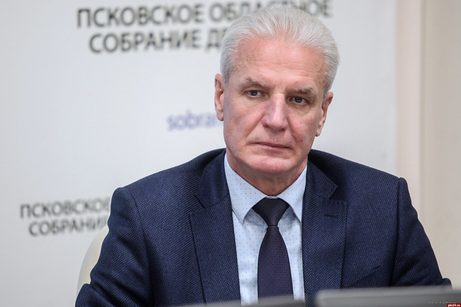 Руководитель псковского регионального отделения "Единой России" Александр Котов