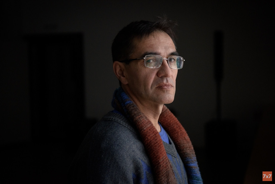 Иван Иванов