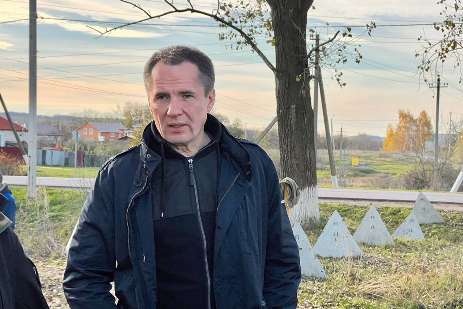 Губернатор Белгородской области Вячеслав Гладков на проверке защитных сооружений, октябрь 2022 года. Фото: телеграм-канал Вячеслава Гладкова.