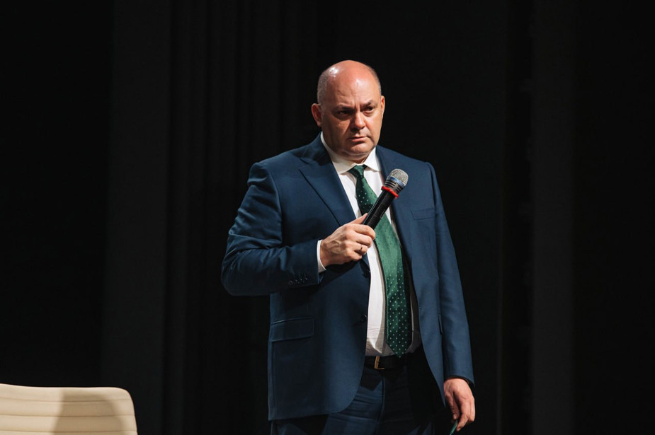 Алексей Смирнов отвечает на вопросы жителей, 12 ноября 2024 года