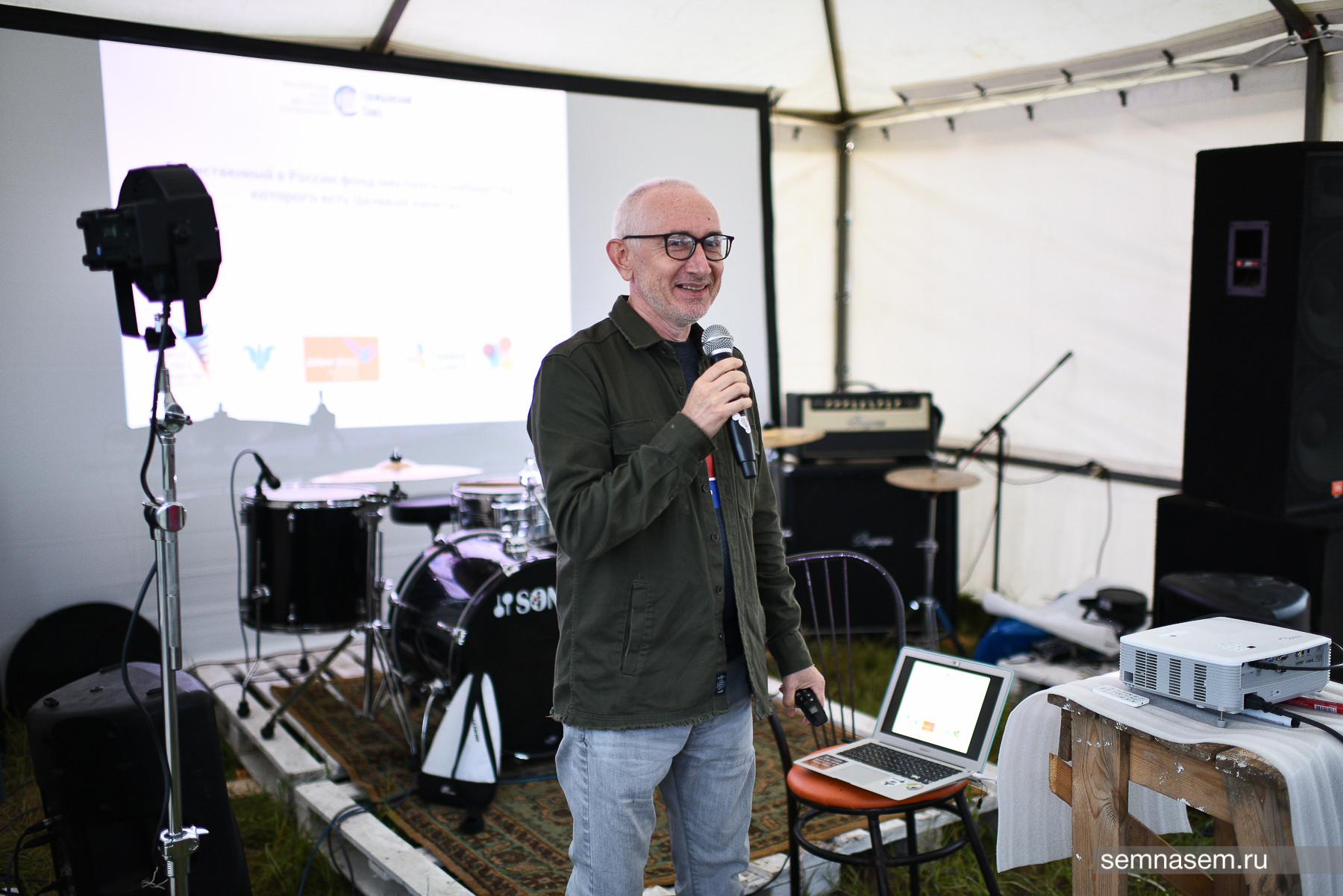 Олег Шарипков