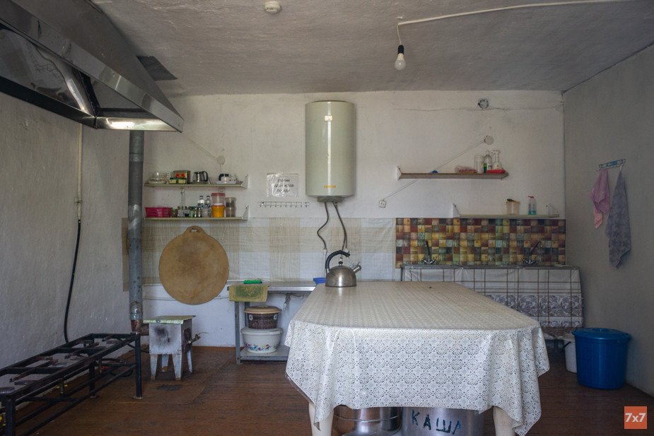 Помещение кухни, совмещенной со столовой. Фото «7х7»