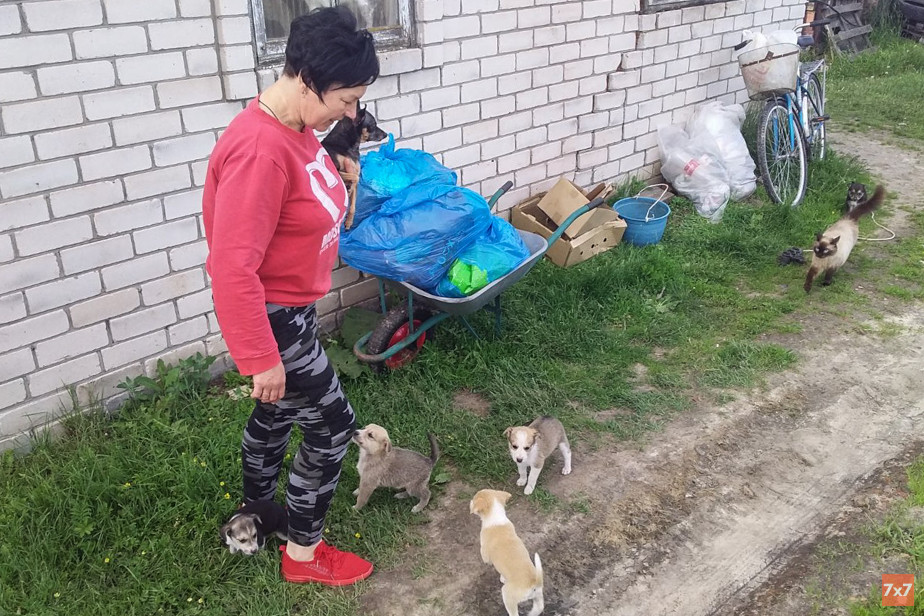 Евгения Ноздрачёва со своими питомцами