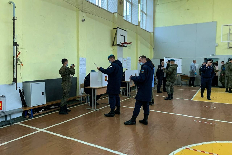 Голосование на участке №43 в Пскове