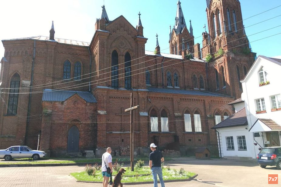 Католический храм Непорочного Зачатия Пресвятой Девы Марии в Смоленске