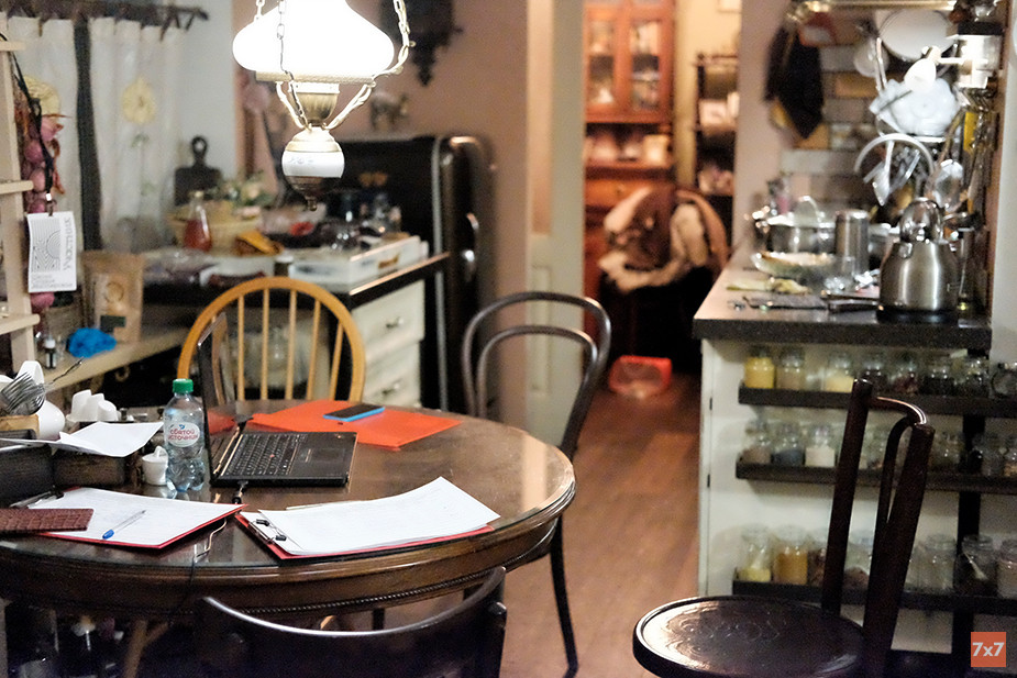 Штаб Надеждина в квартире Виктории и Андрея