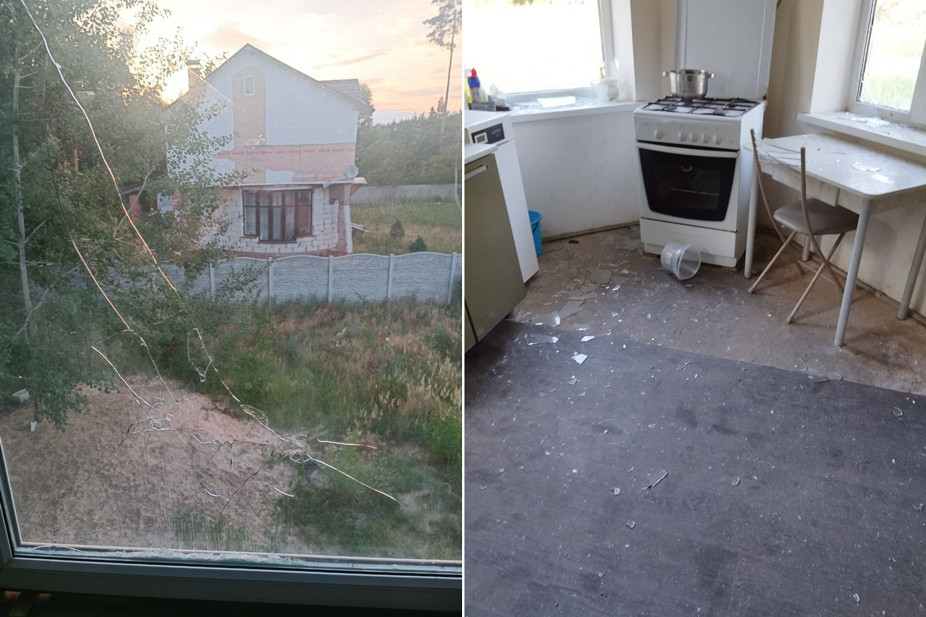 Разбившиеся стекла и дыры в заборах — такие повреждения остаются из-за осколков снарядов, которые разлетаются во время обстрелов