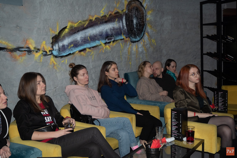 Зрители на просмотре фильма «Толстая». Фото Екатерины Вулих