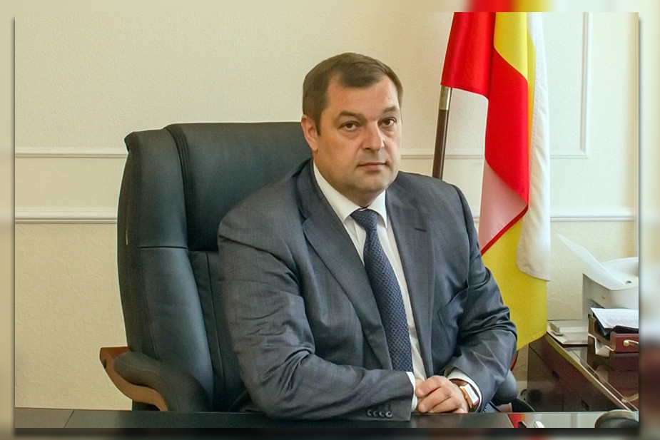 Виталий Артёмов