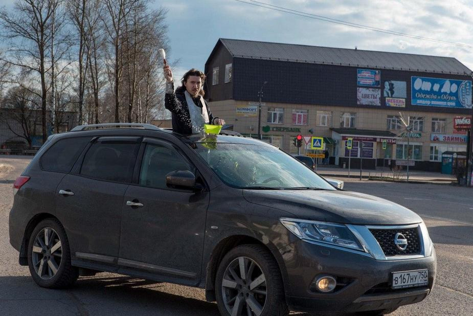 Священник в Невеле