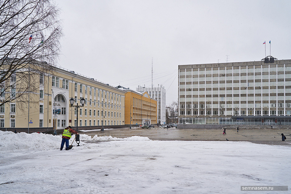 Stefanovskaya Square in Syktyvkar. Photo by Pavel Stepanov