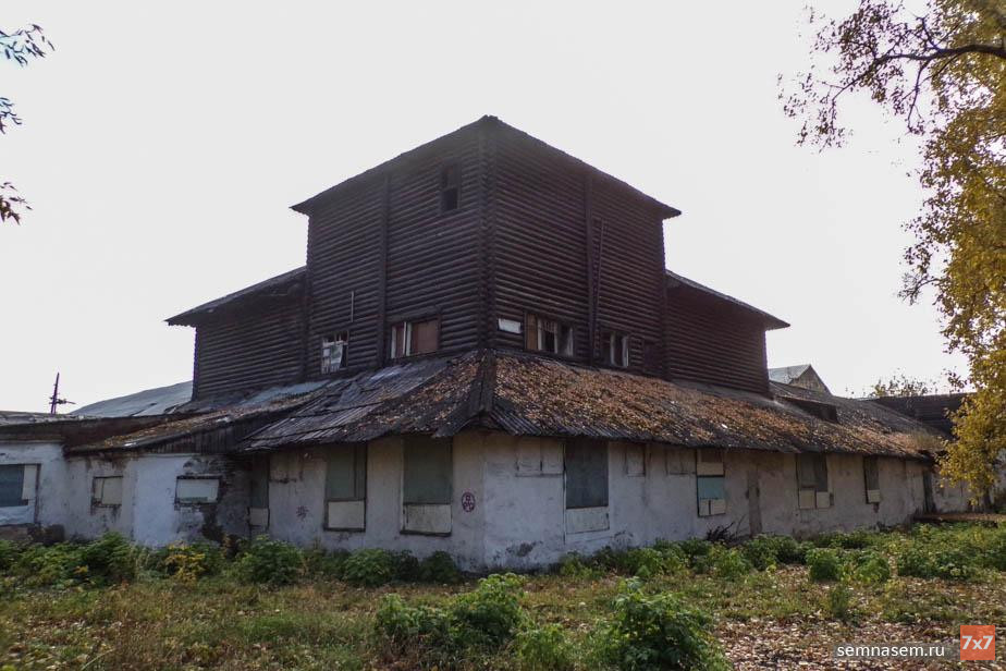 Памятники архитектуры времен Автономной индустриальной колонии (АИК) «Кузбасс», действовавшей в 1920-е годы, в Кемеровской области