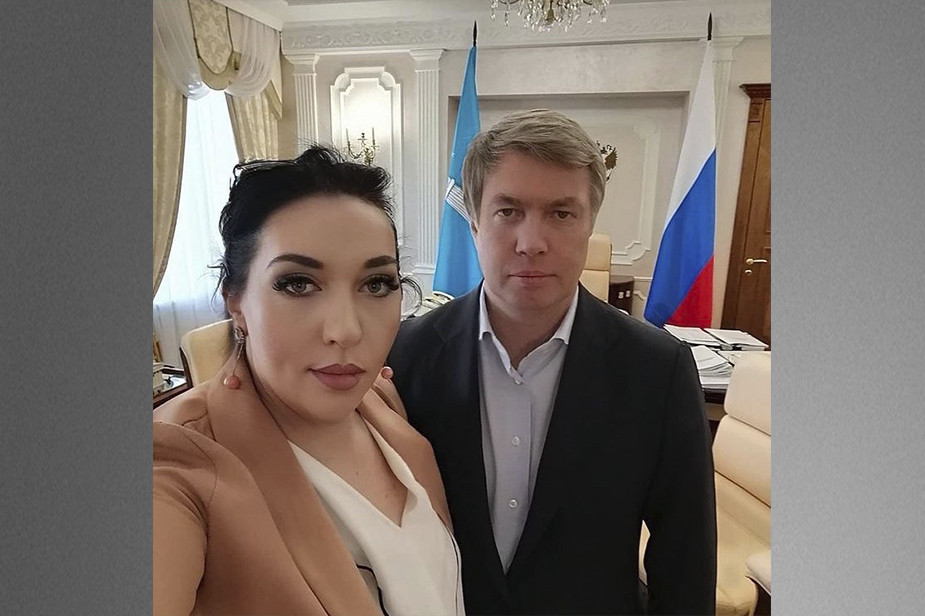 Алсу Нигметуллова с временно исполняющим обязанности губернатора Ульяновской области Алексеем Русских