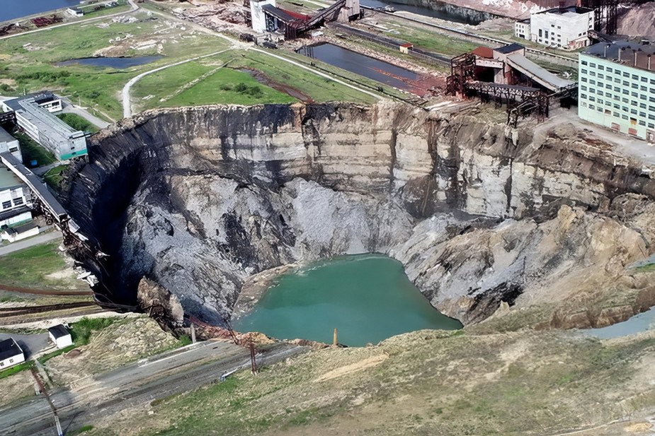 Березниковский провал