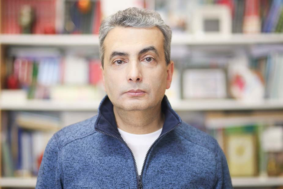 Лев Шлосберг