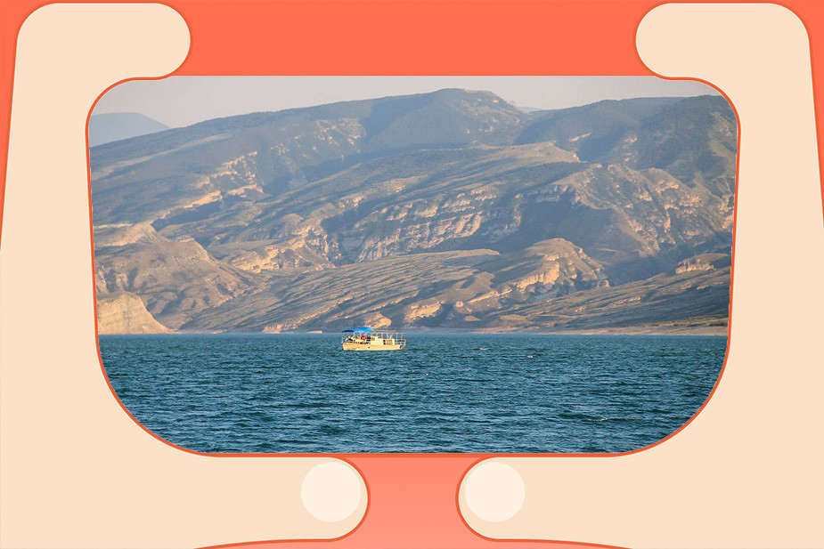 Чиркейское водохранилище. Фото: https://commons.wikimedia.org/wiki/File:Чиркейское_вдхр._Дагестан.jpg