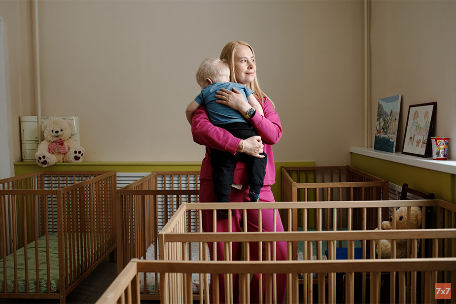 Марина в спальне детского сада