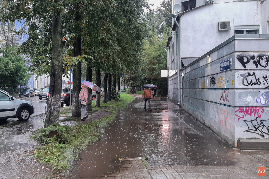 Резиновые сапоги пригодятся всем, кто выходит на улицы Ярославля в межсезонье