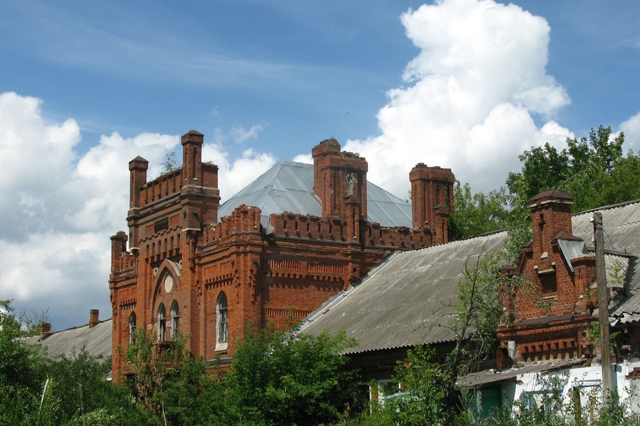 Здание Старожиловского конезавода