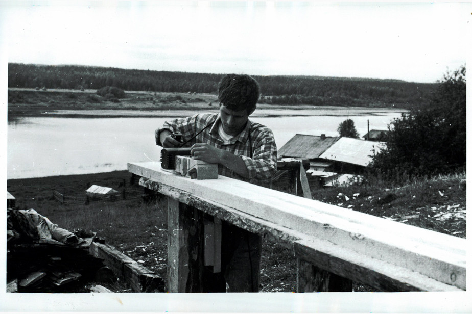 Владимир Гончаров на реставрационных работах в 1990-е