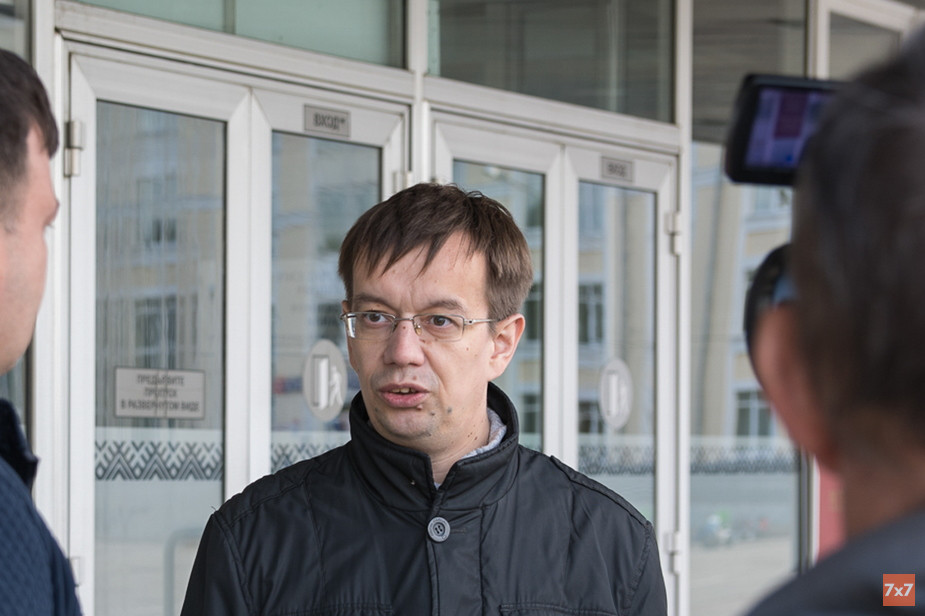 Илья Богданов