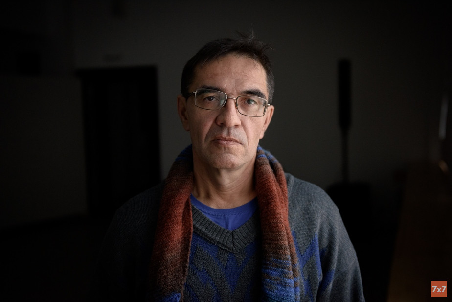 Иван Иванов