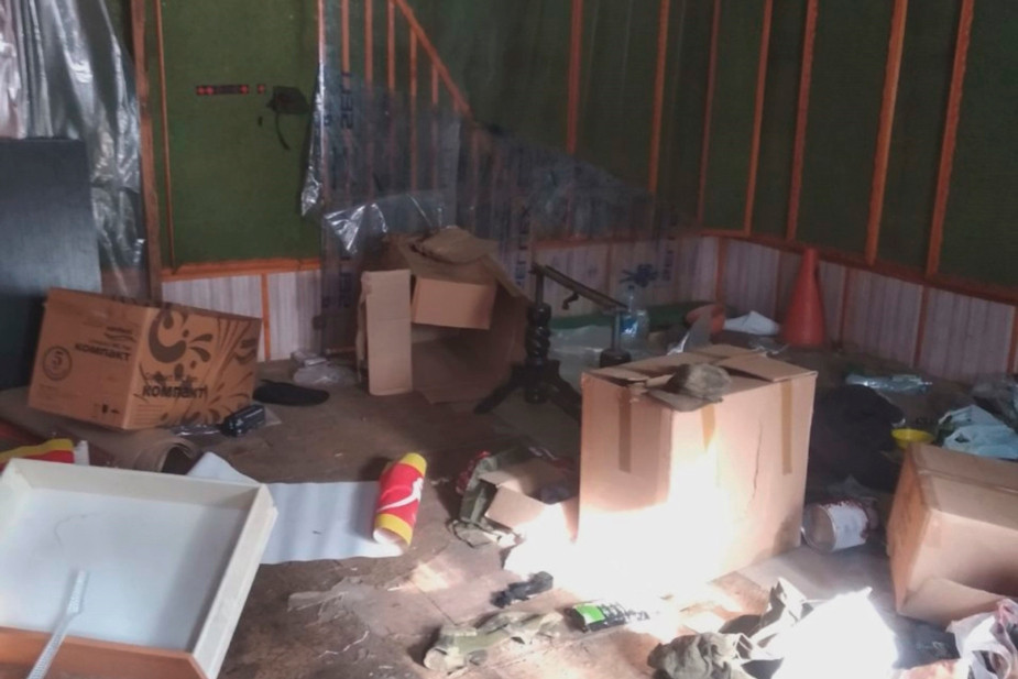 Последствия пребывания российских военных на базе отдыха «Малиновка» в селе Новая Таволжанка, Белгородская область, апрель 2025 года. Фото: «Пепел». Источник: https://t.me/belpepel/10488