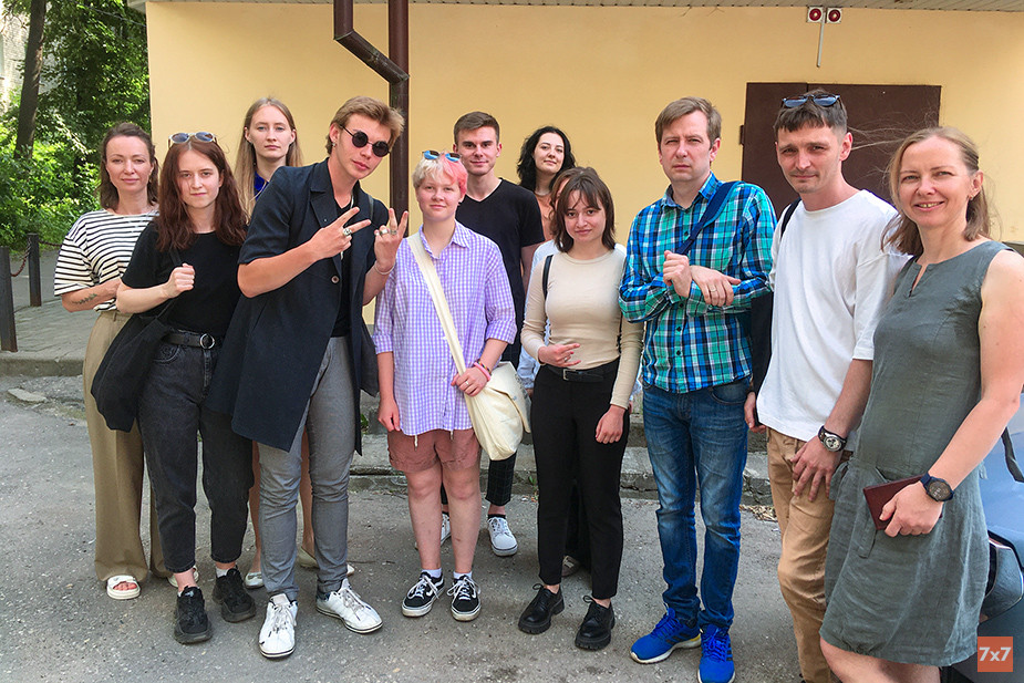 Группа поддержки Владимира Завьялова, которая посещала заседания