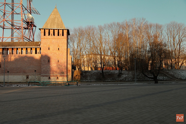 Площадка после благоустройства сквера